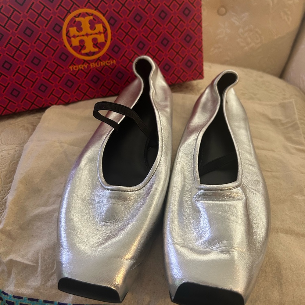Tory Burch Metallic Silver Flats